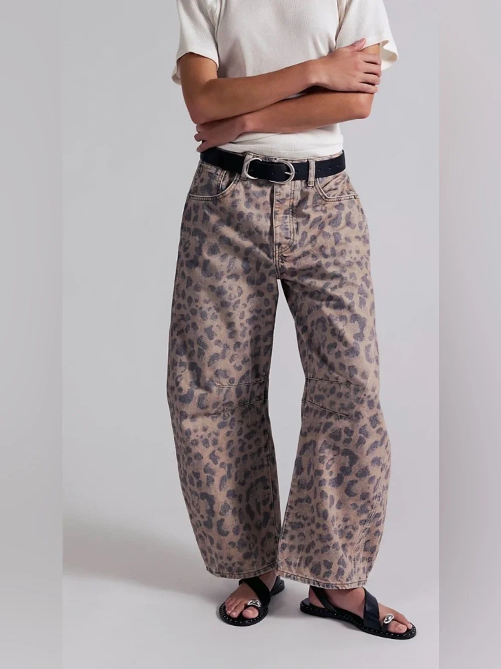 Free People We The Free Good Luck AnimalPrinted Barrel Jeans - Picture 1 of 11